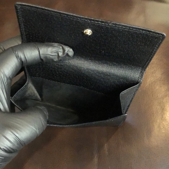 W GUCCI Black Lambskin Bifold Wallet with Silver G  Clasp Vintage - Picture 5 of 17